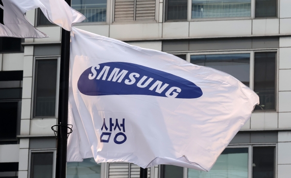 삼성전자가 포브스(Forbes)가 선정한 ‘세계 최고의 고용주(World's Best Employers)’ 설문에서 1위에 올랐다. 뉴시스