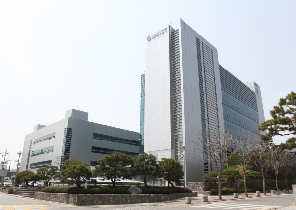 (주)에스티코리아 이미지