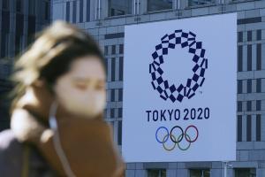 IOC 위원 “도쿄올림픽 중단 없어…코로나19 심각하면 무관객 개최”