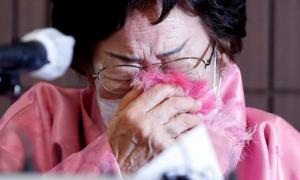 “일본이 잘못 반성하도록 국제법 판결 받아 달라”…눈물로 호소하는 이용수 할머니