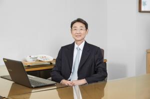 신동원 농심 회장, 국가대표 ‘라면 왕국’ 세계 정복 나선다