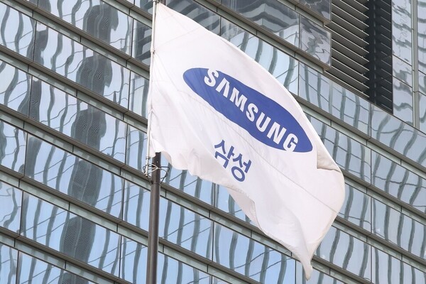 삼성 비판론자들은 삼성전자의 위기탈출 해법은 ‘구조적 혁신’이라고 입을 모은다. <삼성>