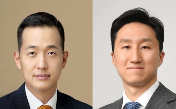 (왼쪽부터) 김동관 한화그룹 부회장, 정기선 HD현대 수석부회장.<각 사>