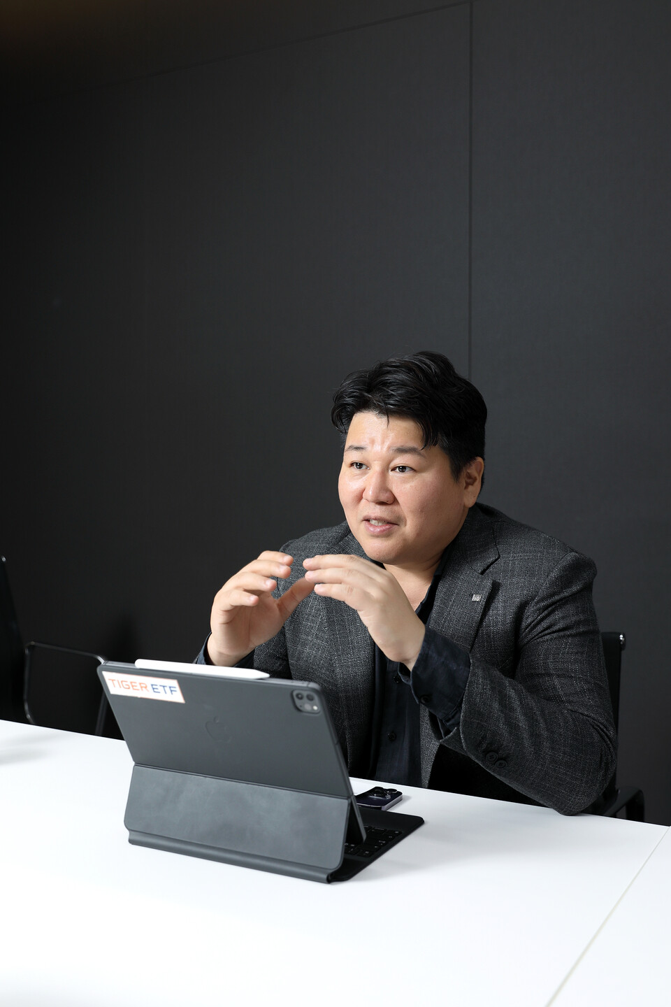 지난 3일 이정환 미래에셋자산운용 ETF운용부문 상무가 ‘TIGER 200 ETF’에 대해 설명하고 있다.<원동현>