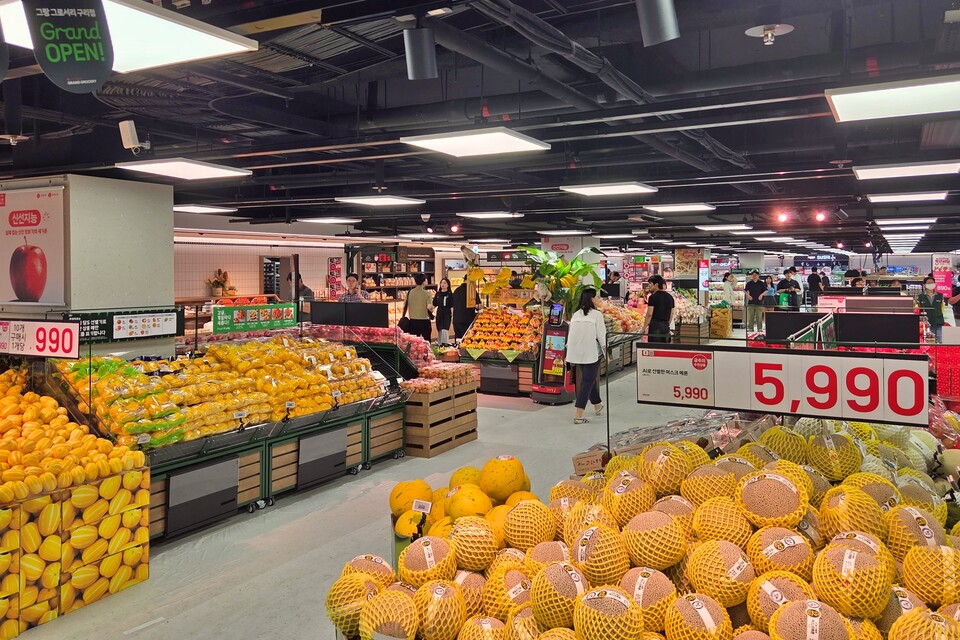 롯데마트가 사진은 롯데마트 그랑그로서리 구리점 매장 전경.<롯데마트>