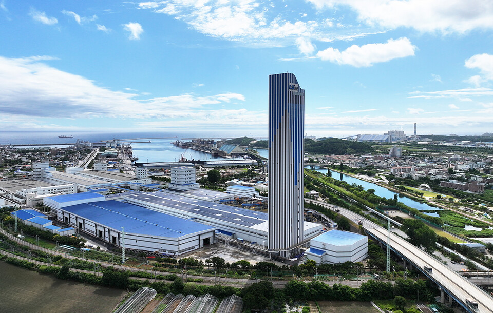 LS전선이 강원도 동해시에 해저 5동을 준공하며 아시아 최대급 HVDC 케이블 생산 역량을 갖췄다.<LS전선>