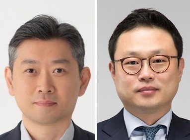 서준혁(왼쪽) 대명소노그룹 회장, 윤철민 위닉스 대표.