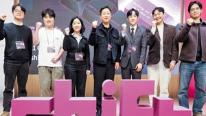 홍범식 LG유플러스 대표, 통신사에서 AX 회사로 변신 이끈다 - 뉴스 썸네일 이미지