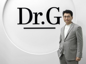 '군스메틱' 닥터지, 가격 올리고 리뉴얼해도 달팽이 크림 인기는 여전 - 뉴스 썸네일 이미지