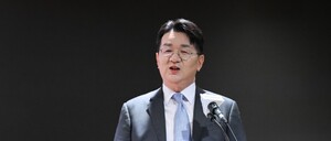 조원태 한진 회장 '방산 승부수'...대한항공 흑자 기반 다졌다 - 뉴스 썸네일 이미지