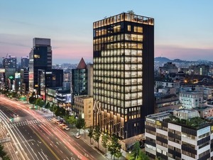 신세계인터내셔날, 뷰티 앞세워 '수익성 개선' 신호탄 쏜다 - 뉴스 썸네일 이미지