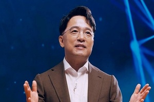 김택진 엔씨 대표, 팬덤 믿고 '포스트 리니지' 서브컬처에 베팅한다 - 뉴스 썸네일 이미지