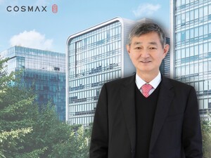 이경수 코스맥스 회장, 글로벌 현장경영 '中 매출 1조·美 안착' 이끈다 - 뉴스 썸네일 이미지